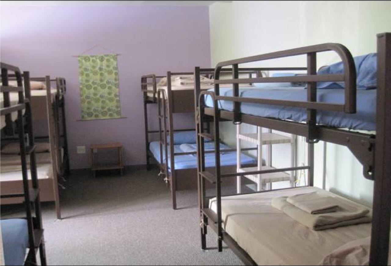 The Burlington Hostel Exterior photo